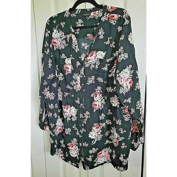 Torrid 3 Top Black Pink Green Floral‎ Button Front Long Sleeve Blouse 3X 24/26 - Picture 1 of 7
